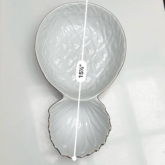 Lilly Pulitzer for Target Porcelain Pineapple Serving Bowl - White with Gold Rim - Picture 15 of 15